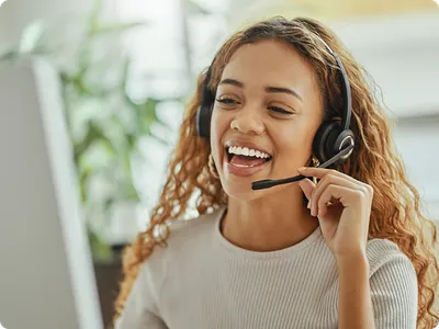 Image of Customer support agent